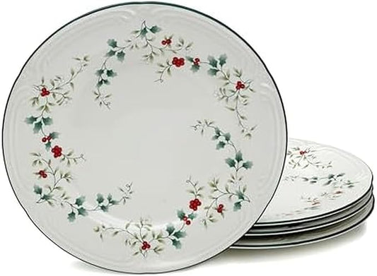 Pfaltzgraff Winterberry 10-1/2-Inch Dinner Plates, Set of 4, White